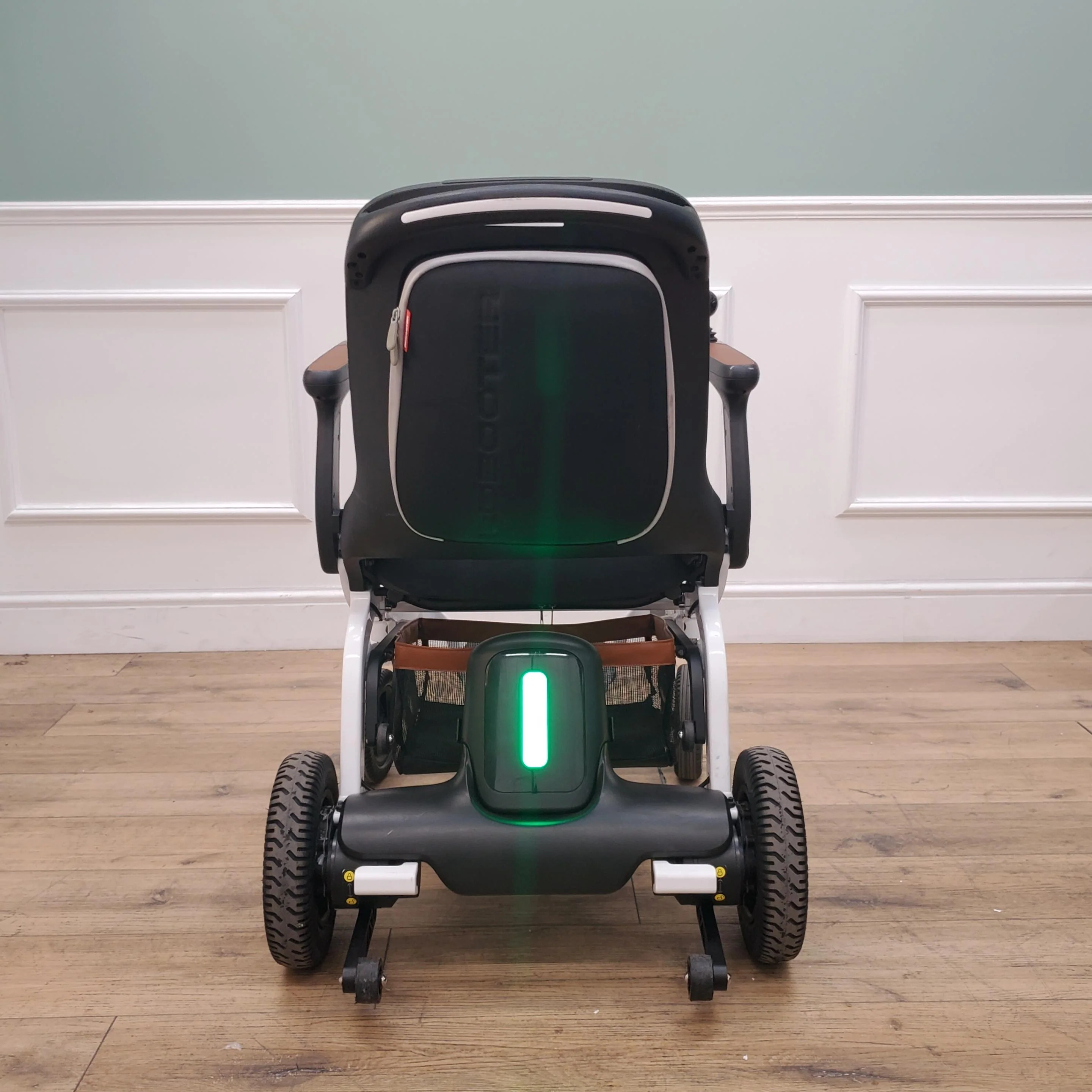 CLEARANCE Robooter E40 - Next Generation Folding Powerchair CLEARANCE-2491 - Image 7
