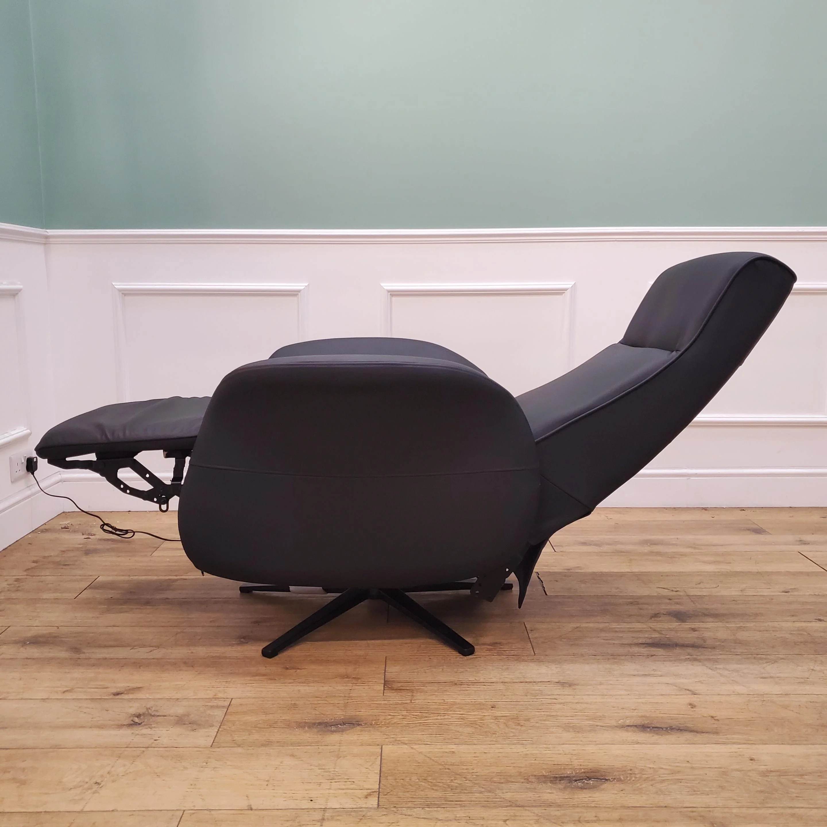 CLEARANCE The Astral Essential - 360 Swivel Dual Motor Riser Recliner - Black Top-Grain Leather CLEARANCE-2658 - Image 9