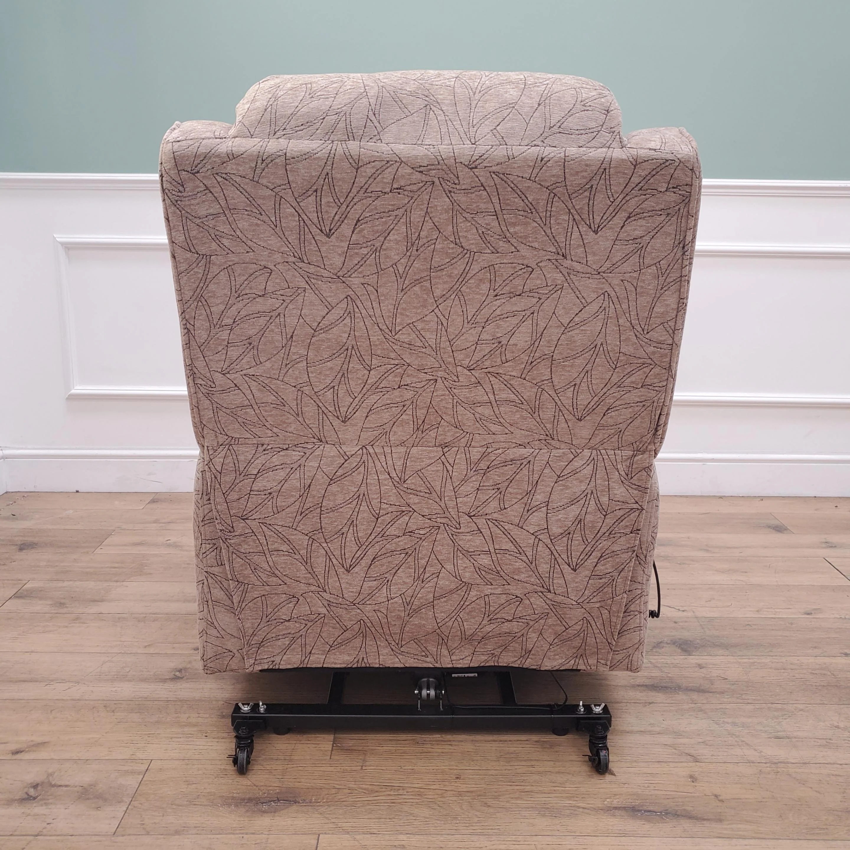 CLEARANCE The Bourne - Dual Motor Riser Recliner - Latte CLEARANCE-2502 - Image 7