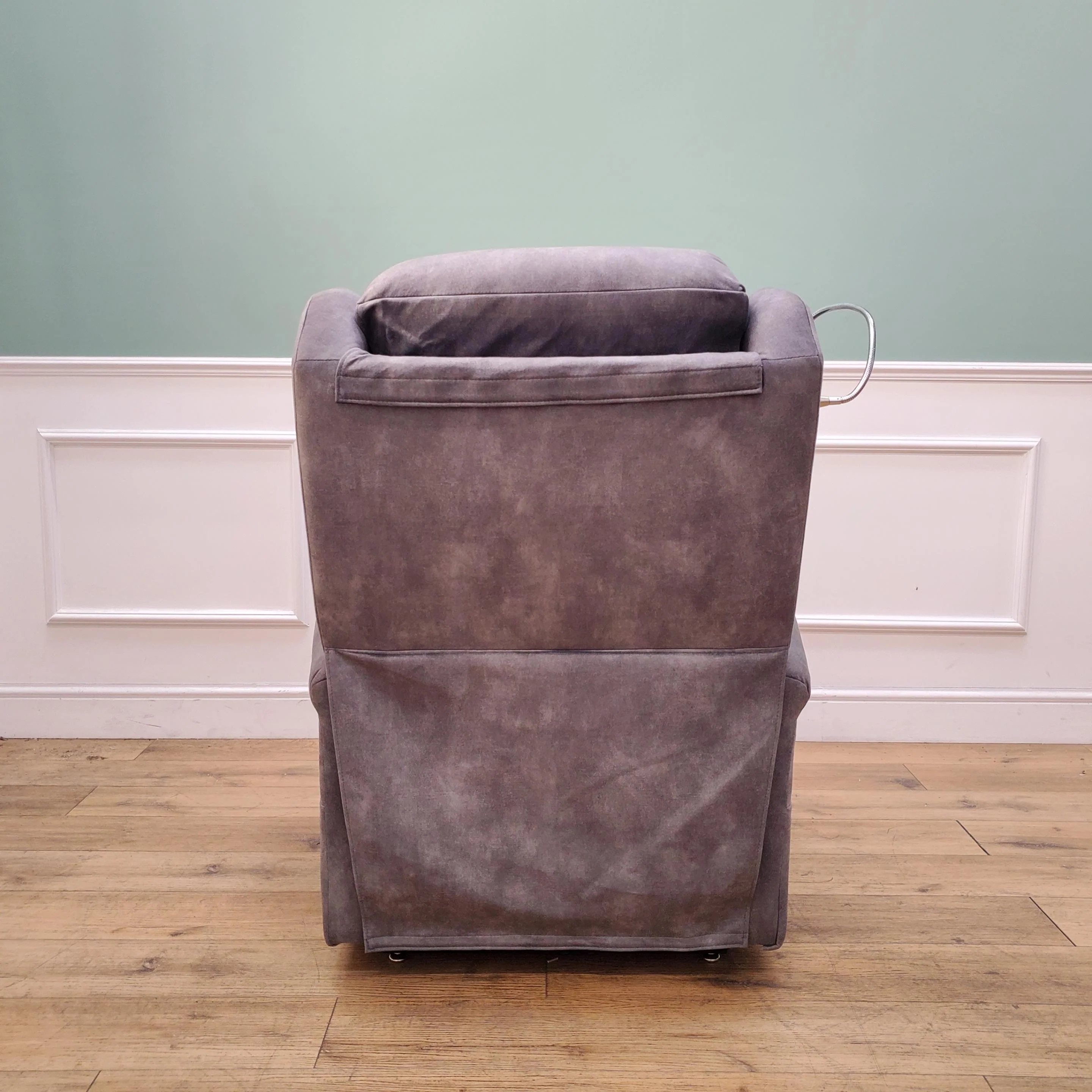 CLEARANCE The Highgrove - Luxury 4-Motor Riser Recliner - Palladium Grey CLEARANCE-2692 - Image 7