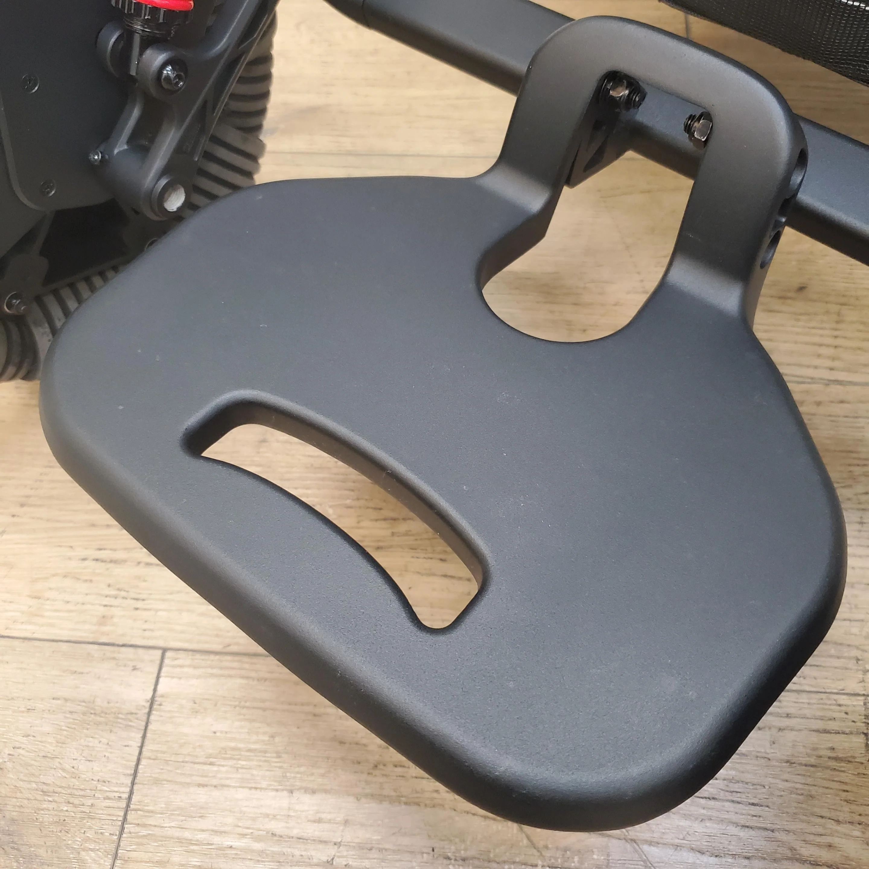 CLEARANCE The Robooter E60 Pro - All-Terrain Monster Folding Powerchair CLEARANCE-2565 - Image 8