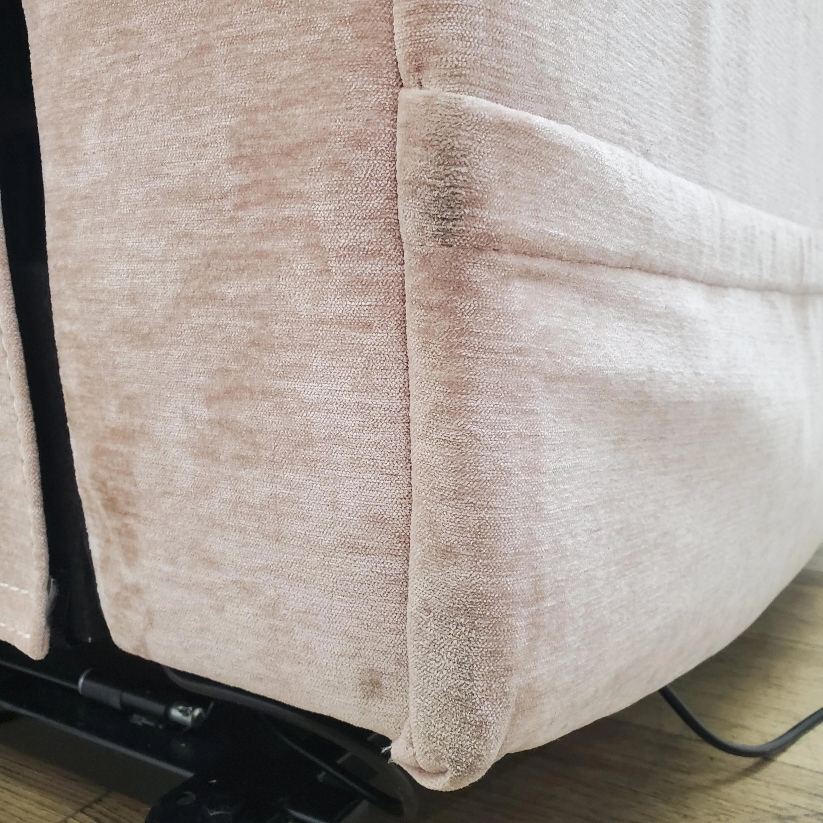 CLEARANCE The Ultra Comfort - 5 Motor Riser Recliner & Sleeping Chair - Pink CLEARANCE-2477 - Image 15