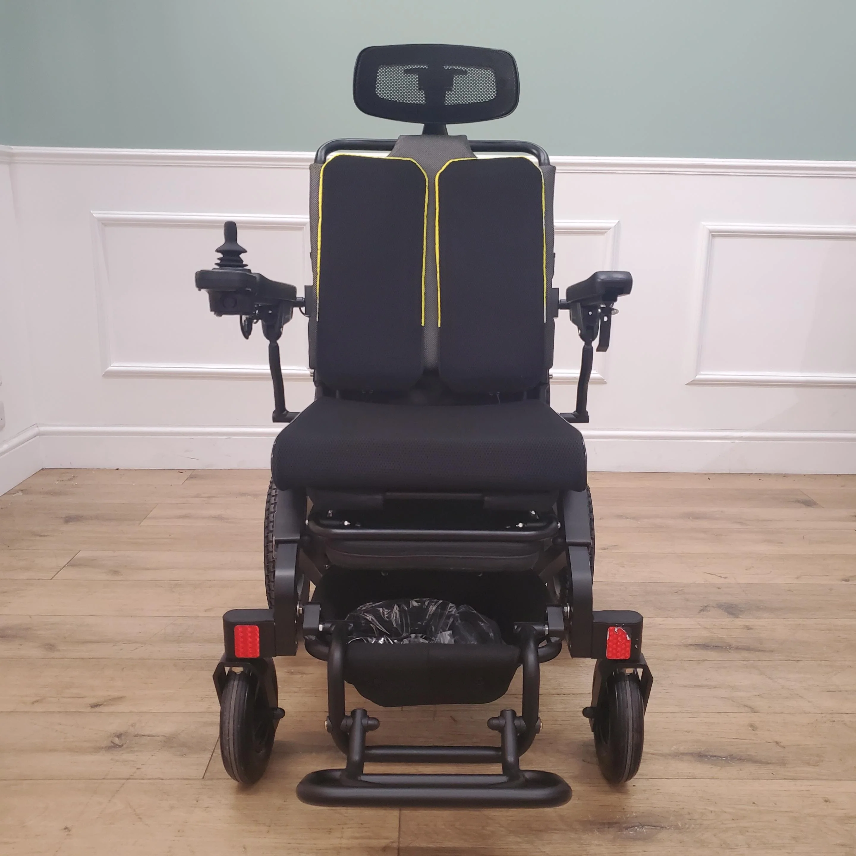 CLEARANCE The Ultra Comfort Elite - Reclining, Leg Elevating, Sine-Wave Long-Range Folding Power Wheelchair CLEARANCE-2586 - Image 3