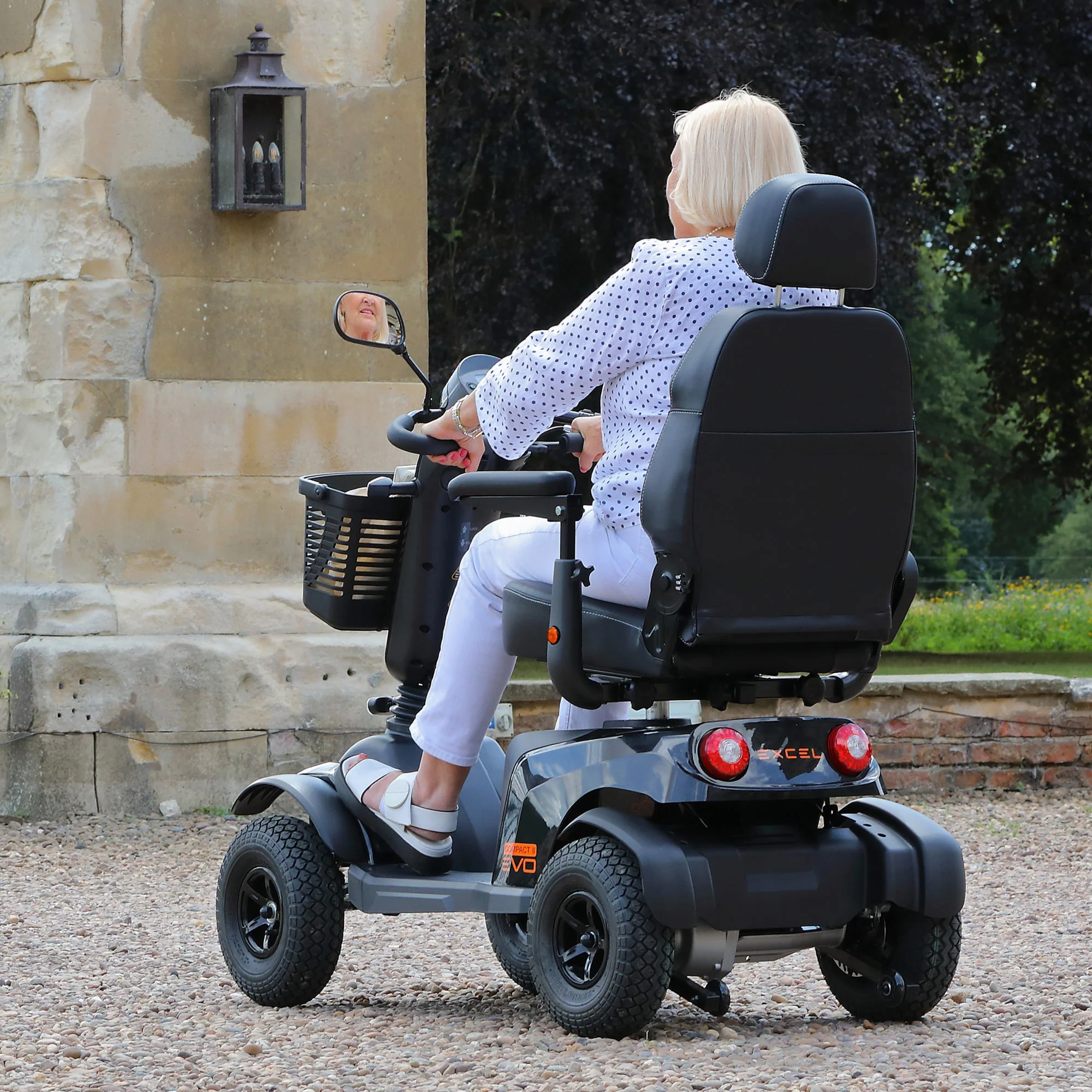 The Galaxy Compact Evo - Excel LifePO4 Modern Road Legal 8mph Scooter - Image 9