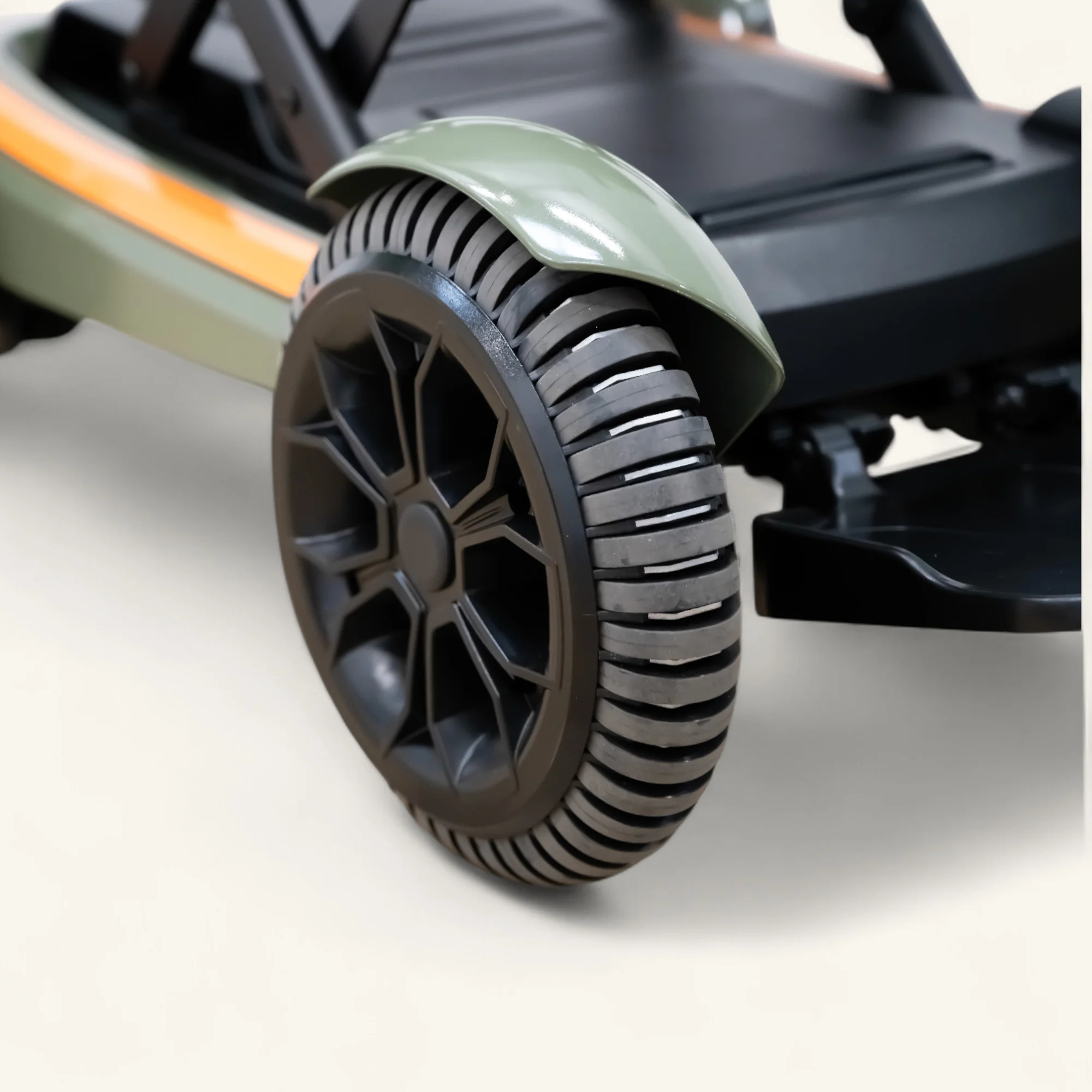 The Scrambler - Luxury Solax Omni-Wheel Multi-Terrain Powerchair - Image 6