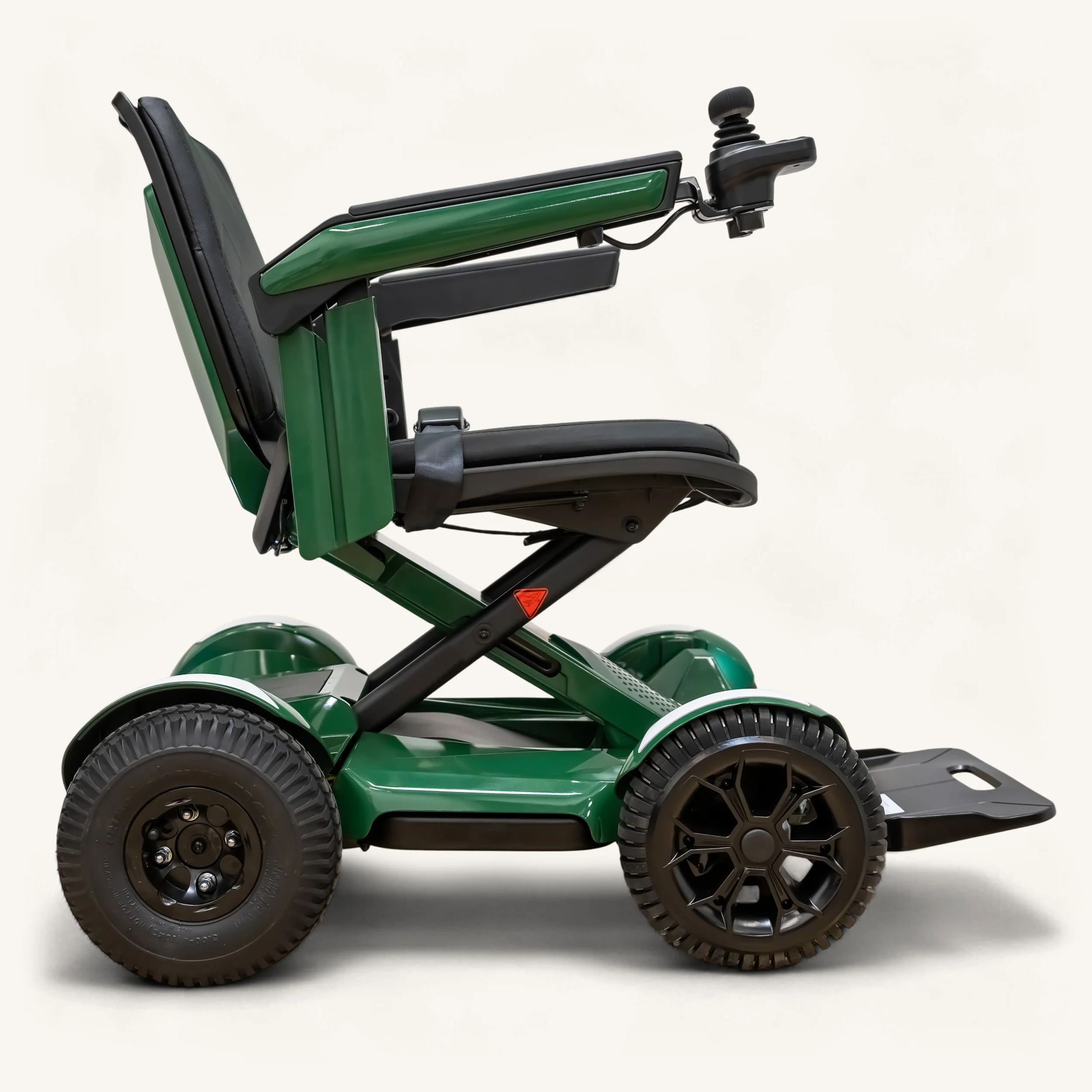 The Triumph - Solax Omni-Wheel Luxury Folding Powerchair - Image 4
